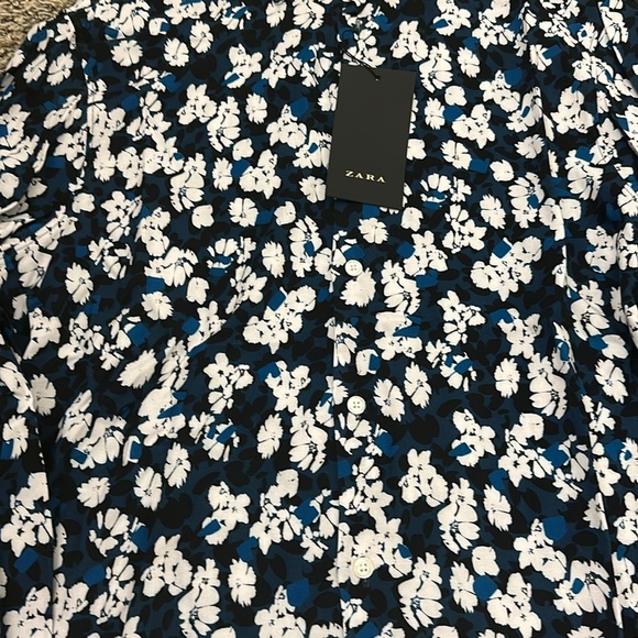 Men’s Zara button ups - Picture 2 of 4